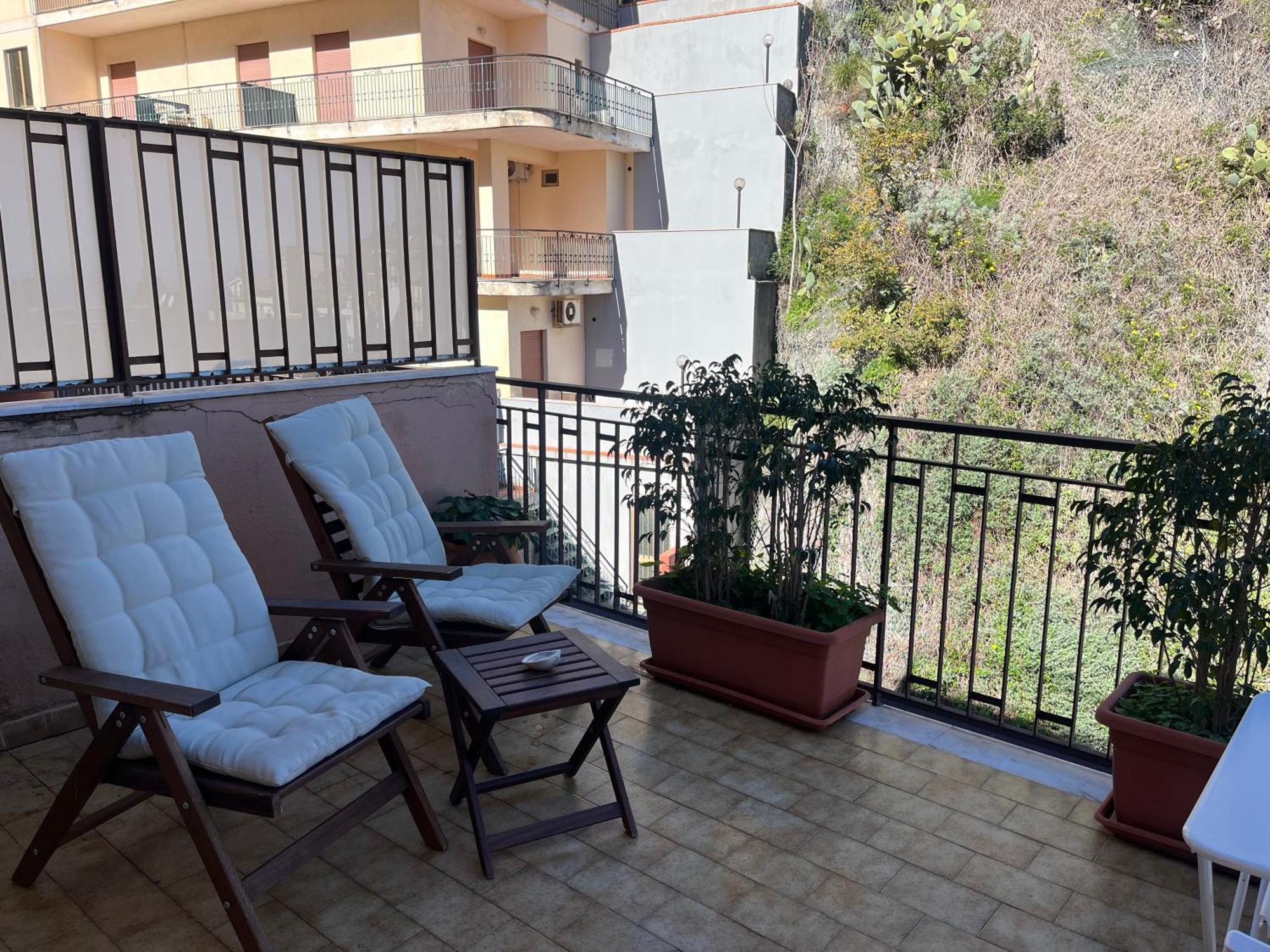 شقة La Casa Di Andrea تاورمينا المظهر الخارجي الصورة